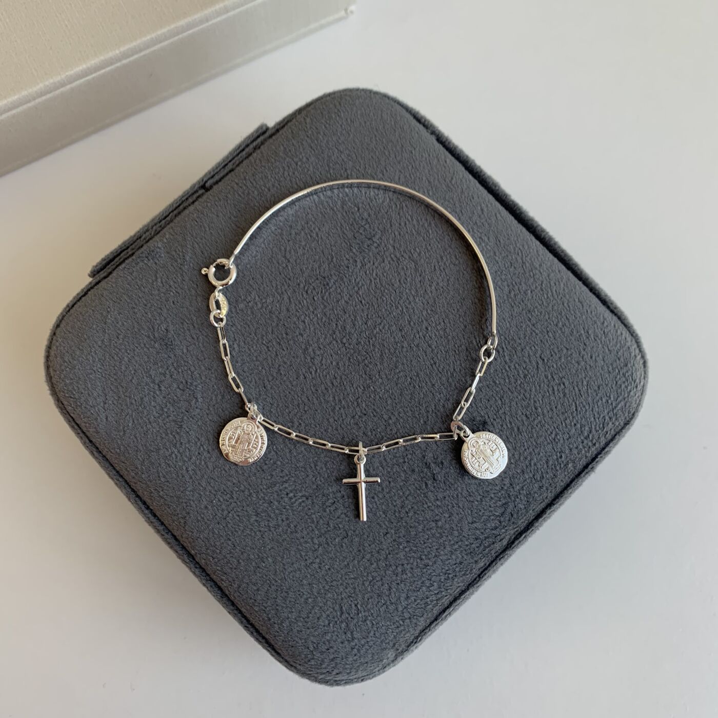 BRACELETE SÃO BENTO E CRUZ
