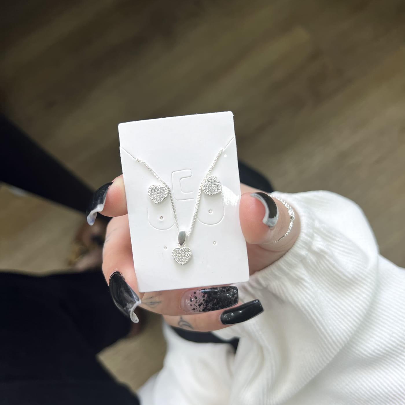 CONJUNTO CORAÇÃO CRAVEJADO