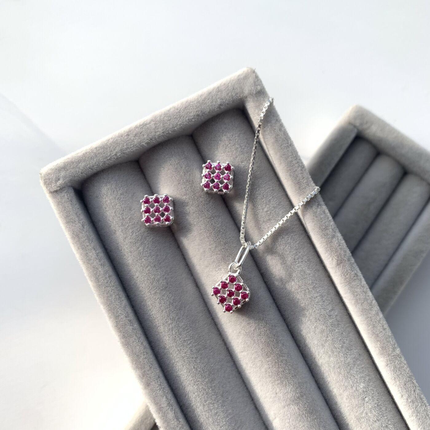 CONJUNTO LOSANGO 9 PEDRAS CRAVEJADO