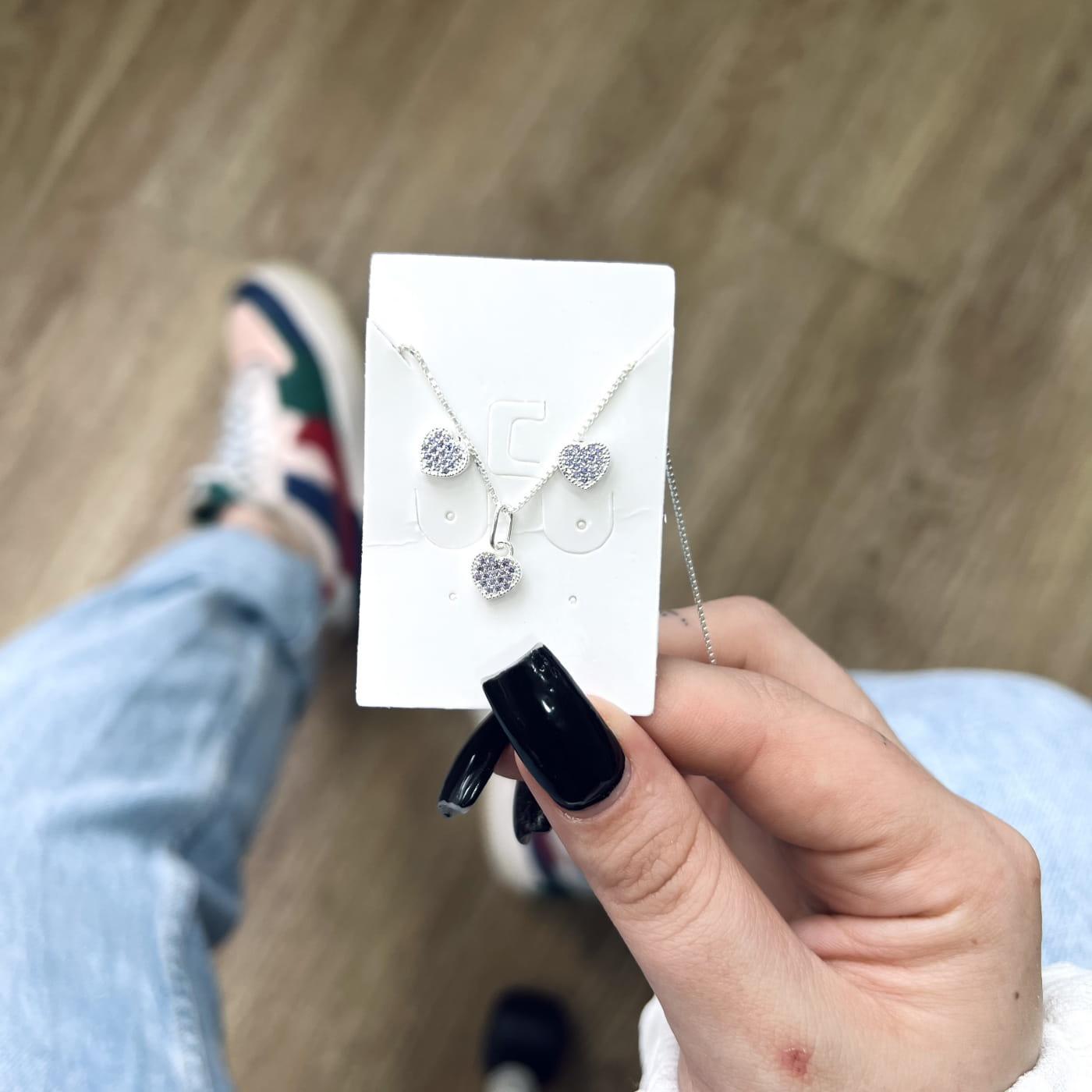 CONJUNTO CORAÇÃO CRAVEJADO